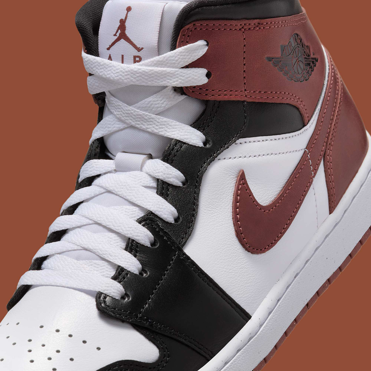 Air Jordan 1 Mid Dark Pony Hf3216 102 2
