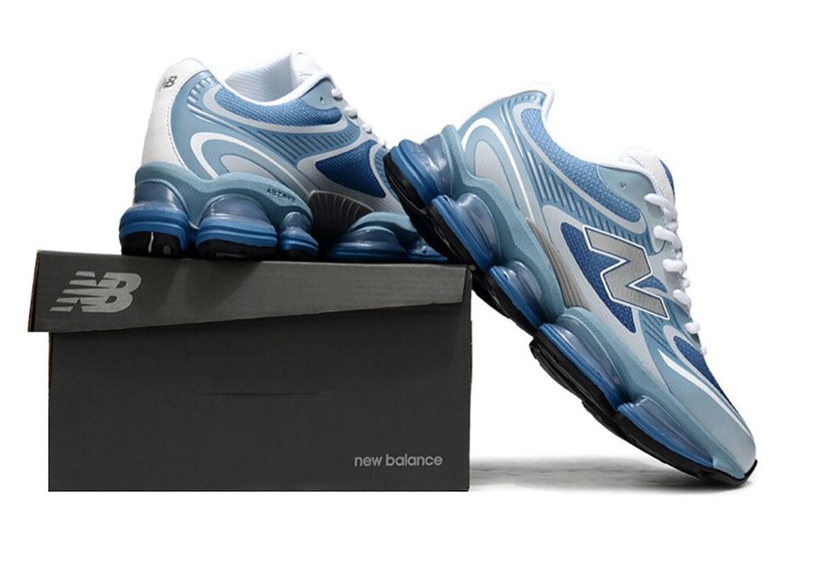 Blue New Balance 2000 1