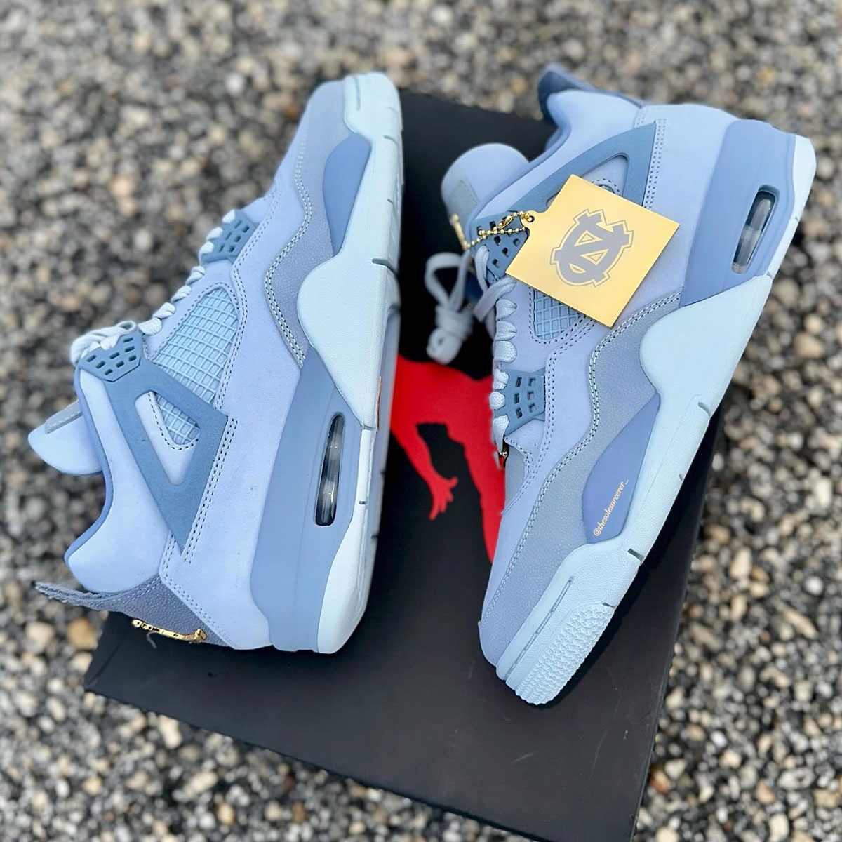 Jordan 4 Unc First Class Pe 3