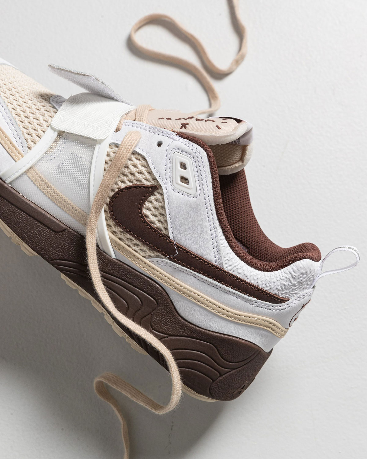 Travis Scott Shoes Nike Zoom Field Jaxx Light Chocolate 2025 5