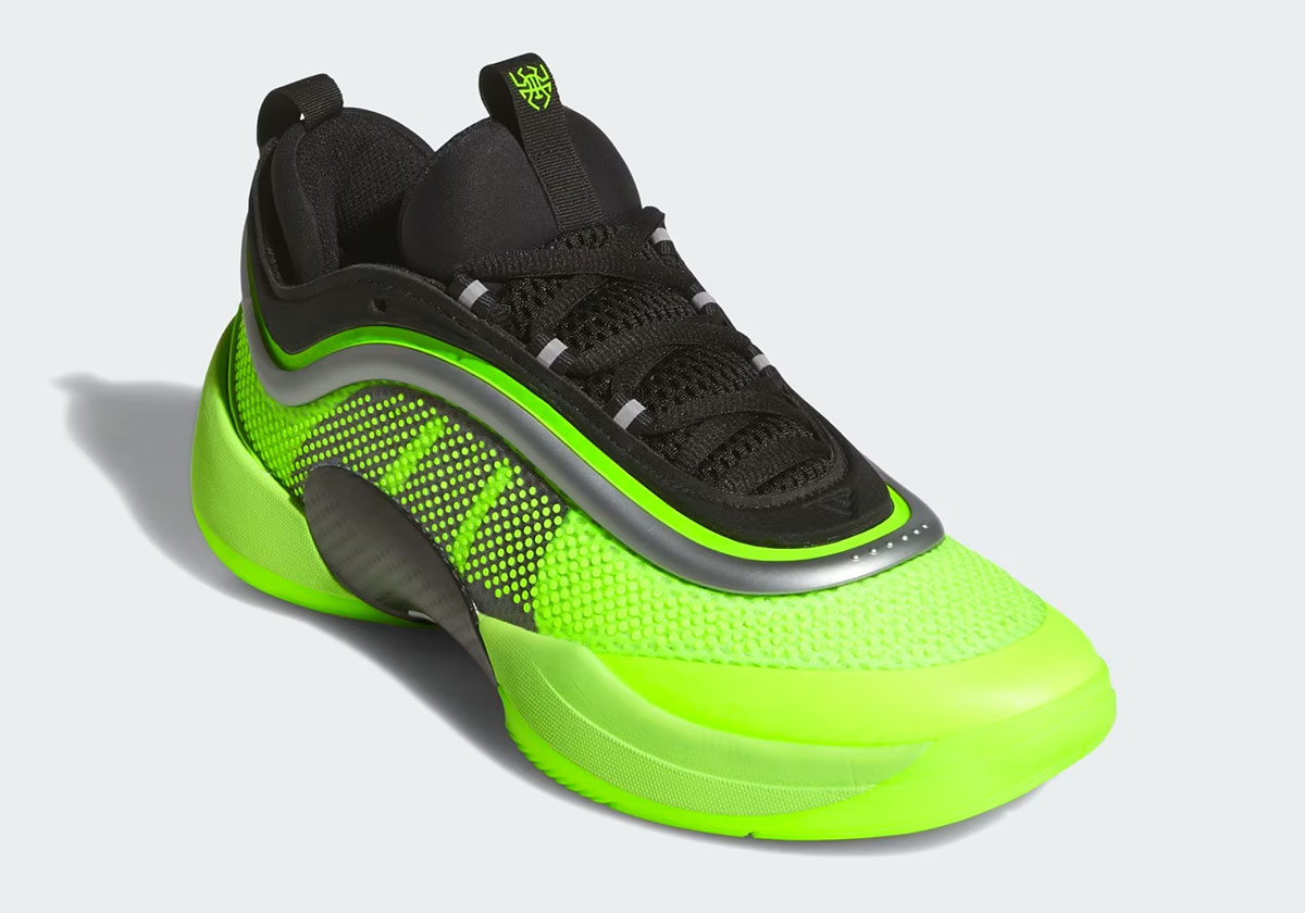 "Lucid Lemon" Electrifies Donovan Mitchell's adidas D.O.N. Issue #6
