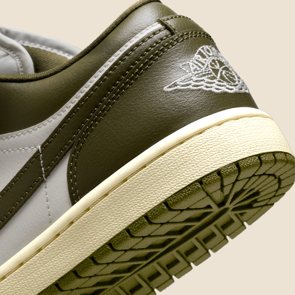 Air Jordan 1 Low Olive Dc0774 122 5