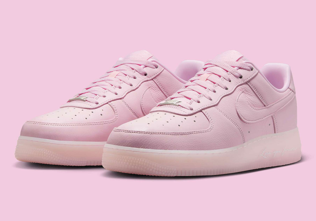 Drake's Pink Nike Air Force 1 Hits SNKRS On March 7th