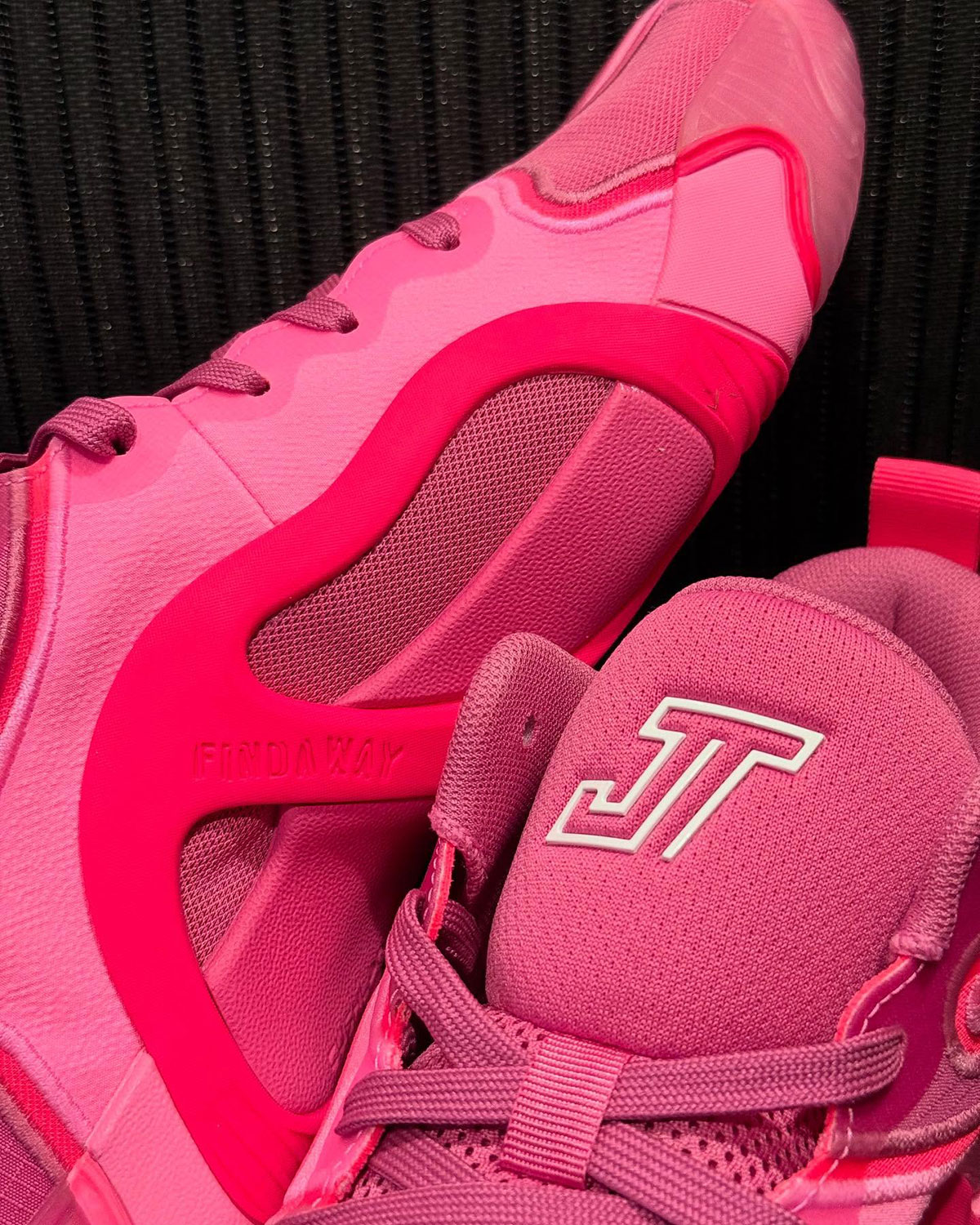 Jordan Tatum 3 Breast Cancer Awareness Pe 2
