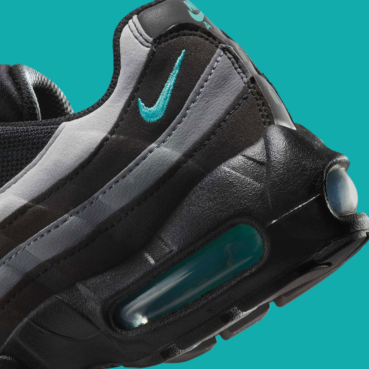 Nike Air Max 95 Gs Black Cool Grey Light Smoke Grey Aurora Green Ib2871 002 7