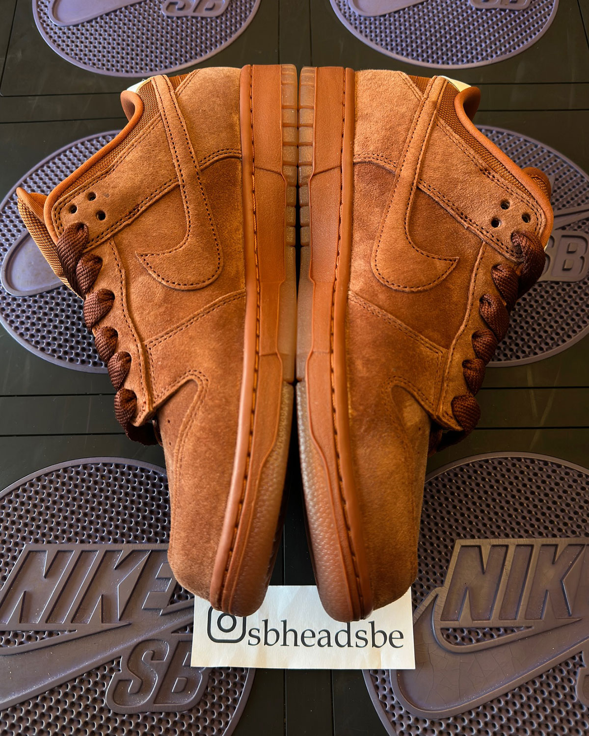 Nike Sb Dunk Low Cinnamon Holiday 2025 Sample 4
