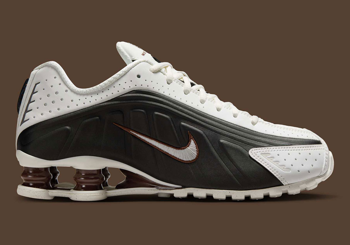 Nike Shox R4 Sail Black Fauna Brown Ar3565 104 2
