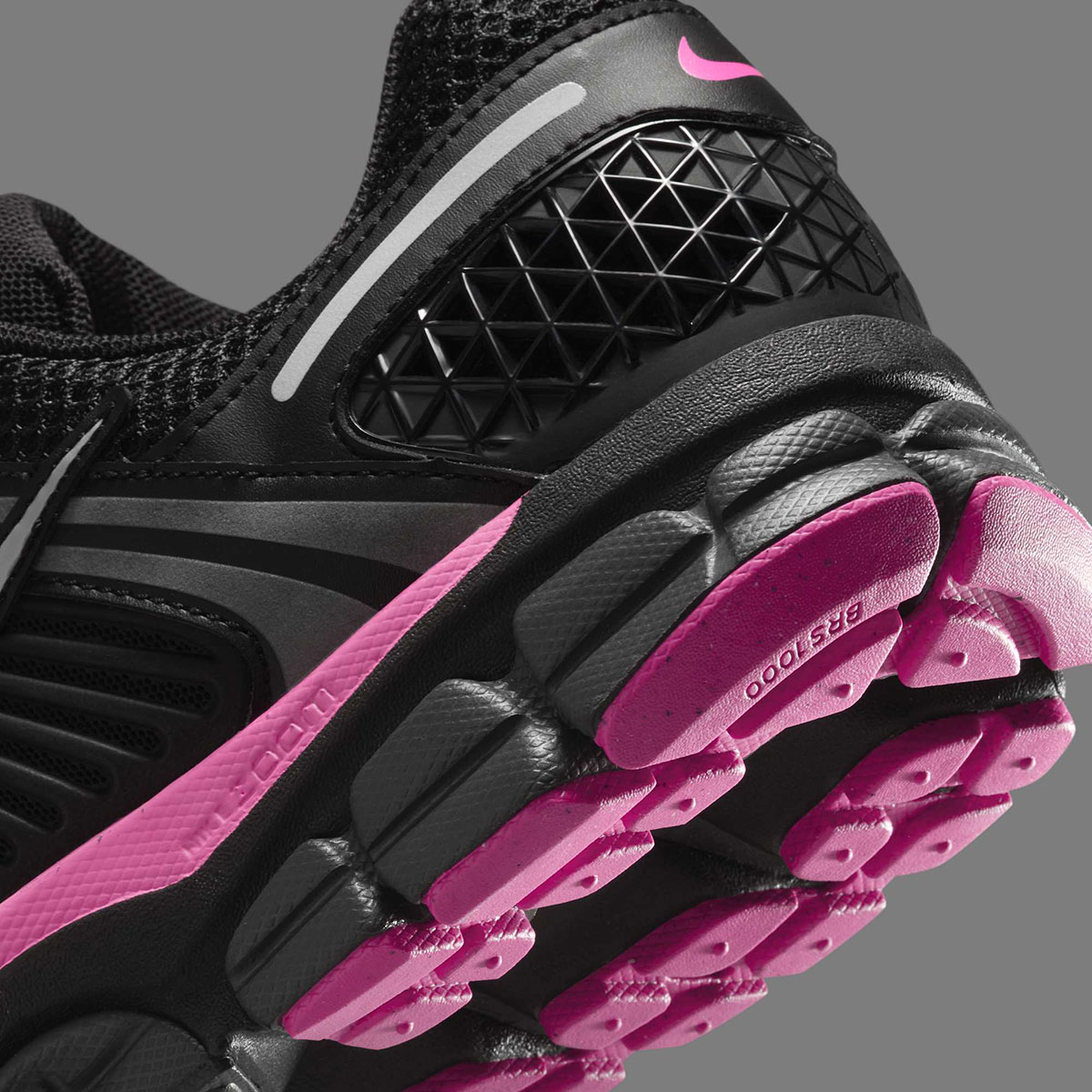 Nike Zoom Vomero 5 Black Metallic Platinum Anthracite Pink Fb9149 004 3