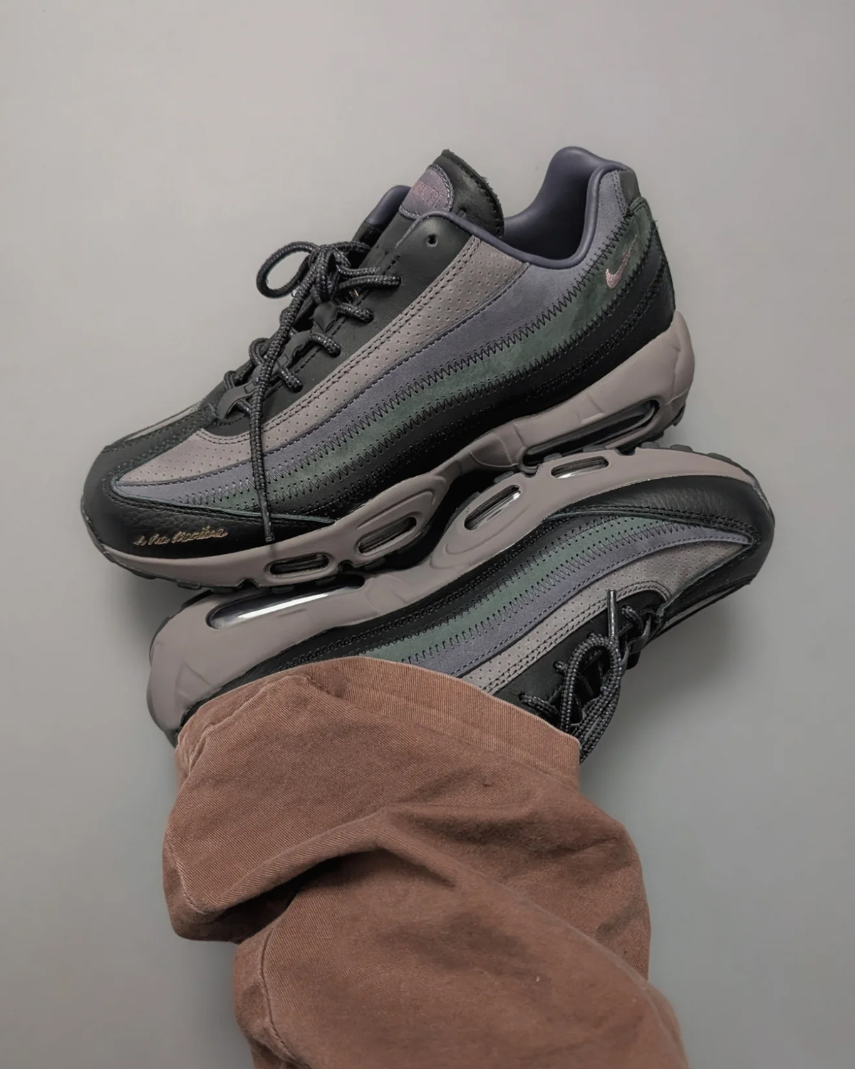 A Ma Maniere Nike Air Max 95 Diffused Taupe Phantom Fz8743 201 2