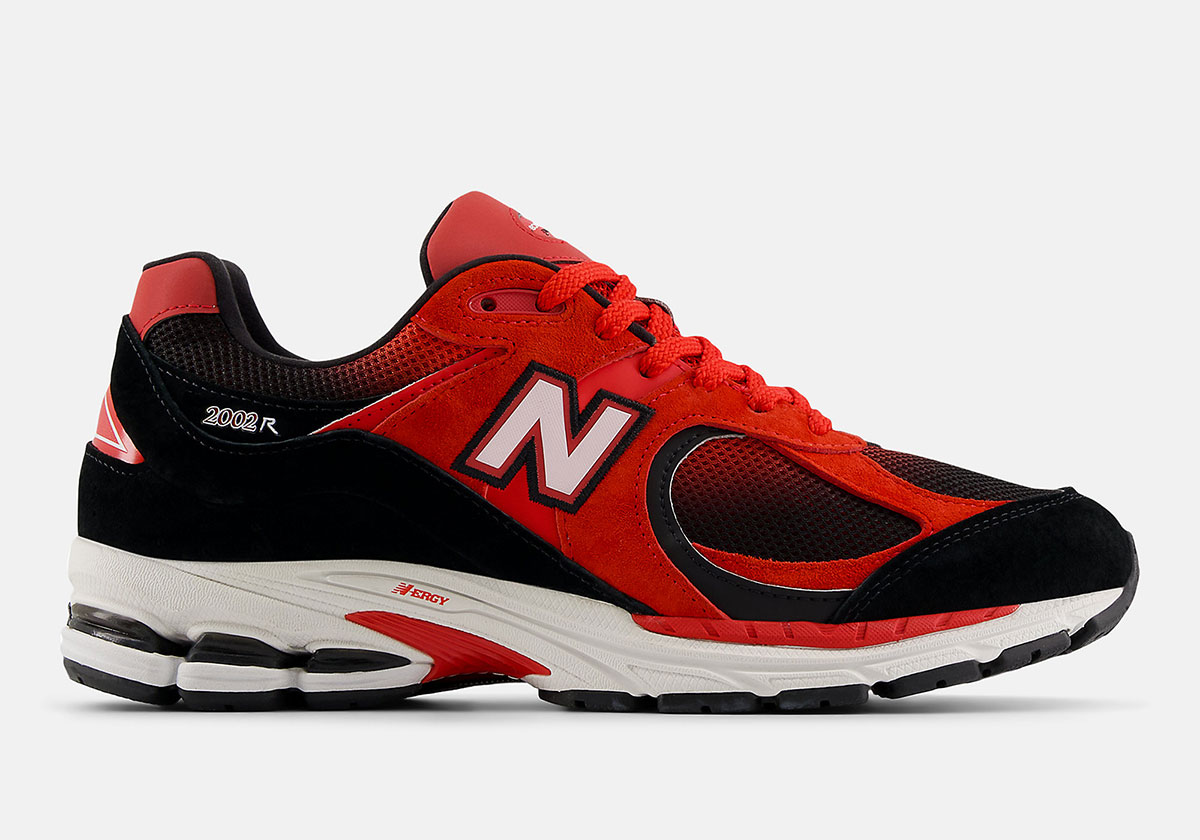 New Balance 2002r True Red Black White M2002rza 4