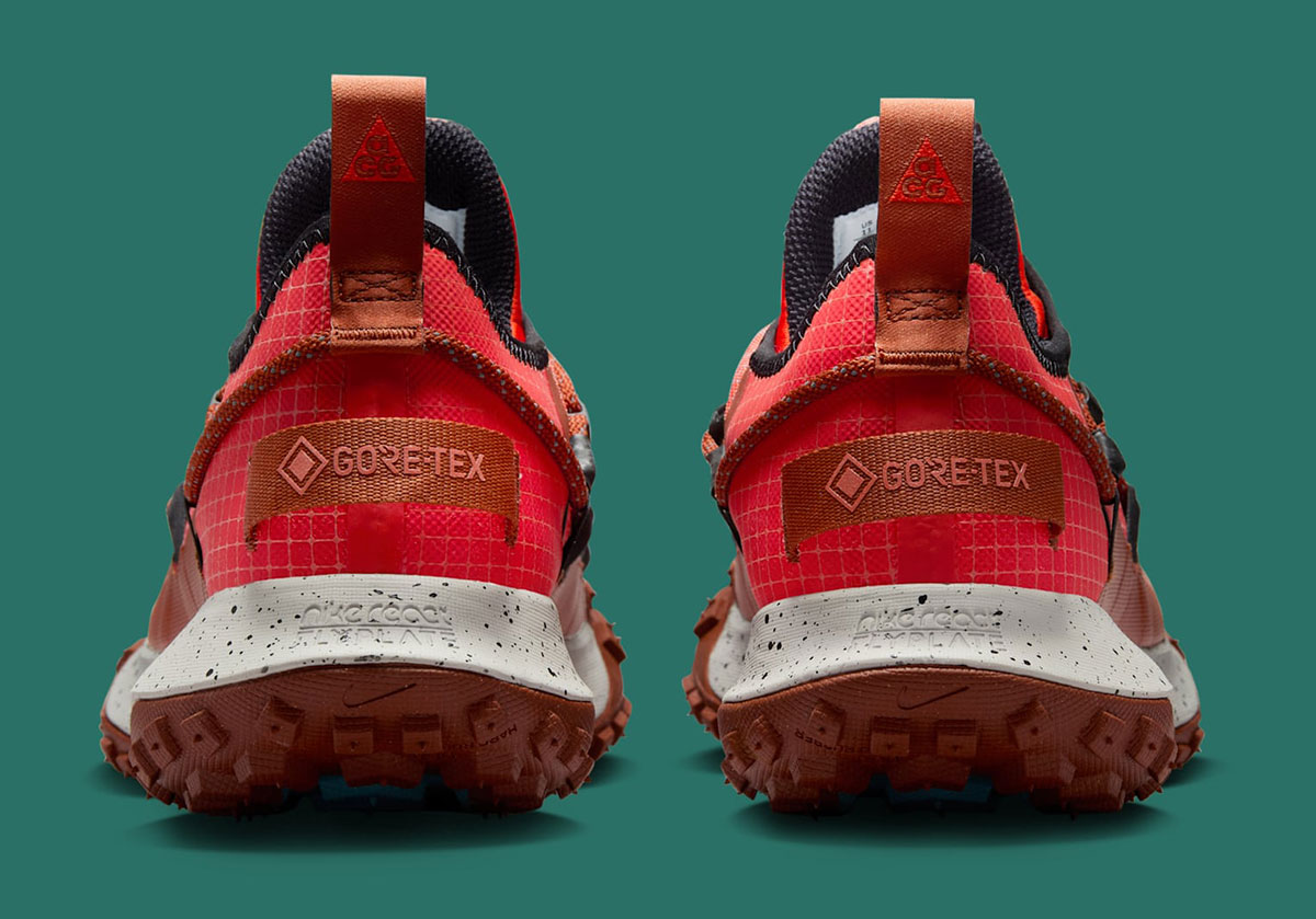 Nike Acg Mountain Fly Low Gore Tex Red Ib7328 200 1