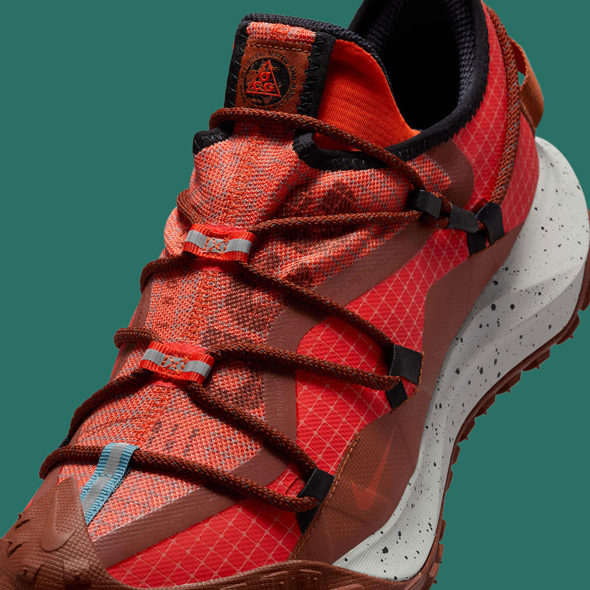 Nike Acg Mountain Fly Low Gore Tex Red Ib7328 200 2