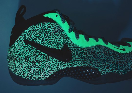 First Look At An Unreleased Nike Air Foamposite Pro “Glow in The Dark” Sample