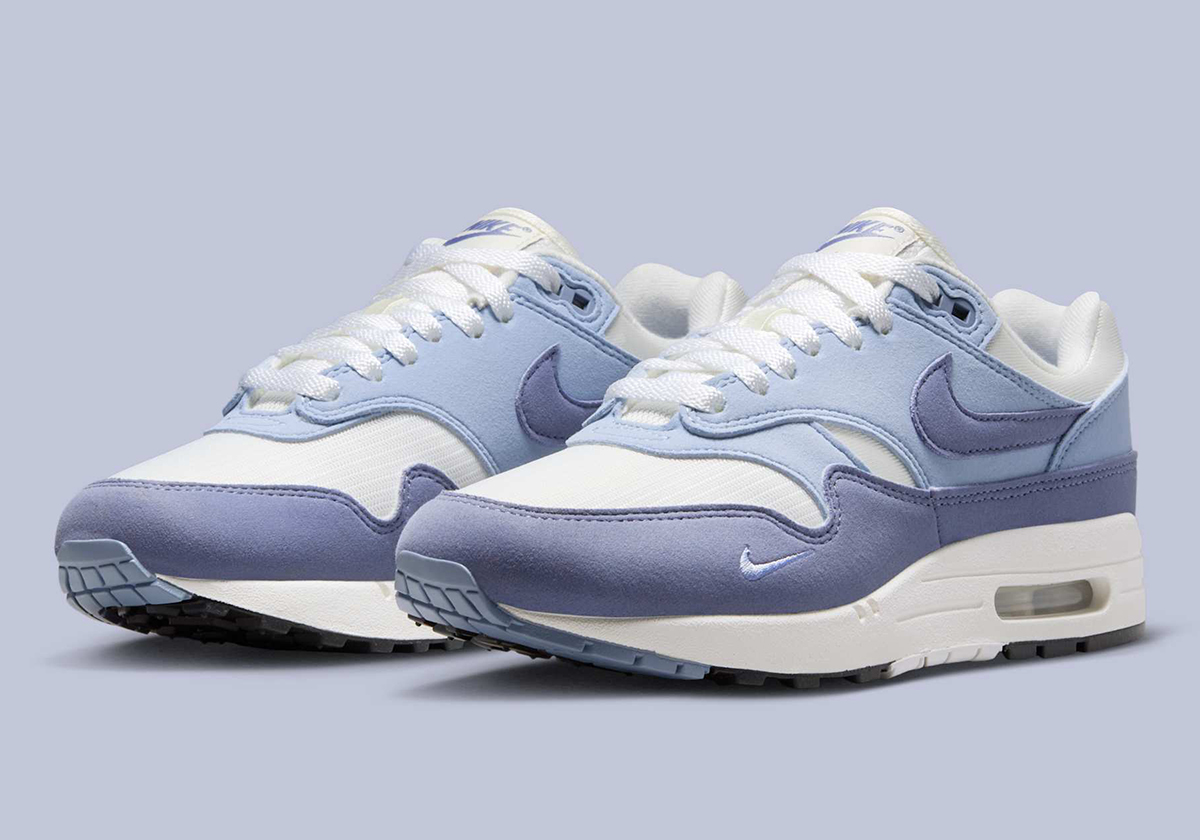This Nike Air Max 1 "Light Armory Blue" Is A Spring/Summer Essential