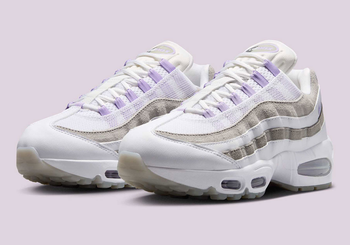 Nike Is Thinking Mid-2000s With This Upcoming Air Max 95 "Hydrangeas"