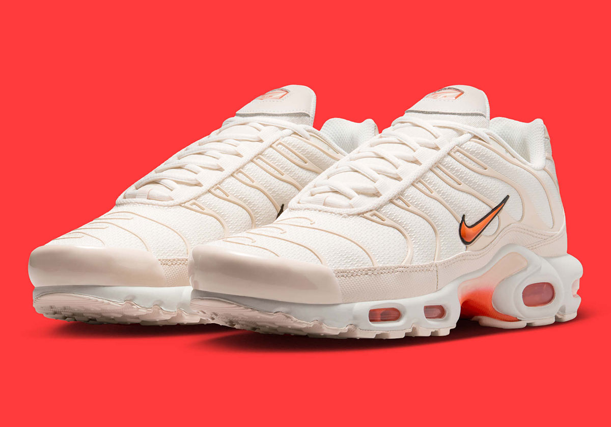 Nike Pours Out A "Phantom" Air Max Plus