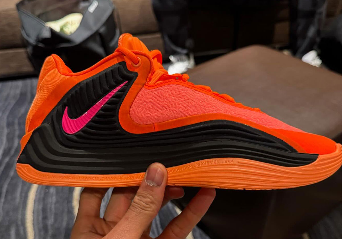 Nike Giannis Freak 7 2