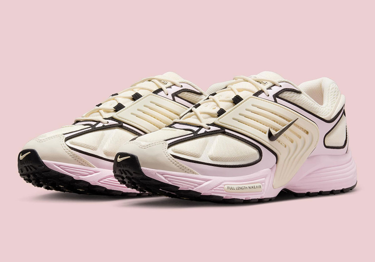 Seasonal "Pale Ivory" And "Pink Foam" Wrap The Nike Pegasus Wave