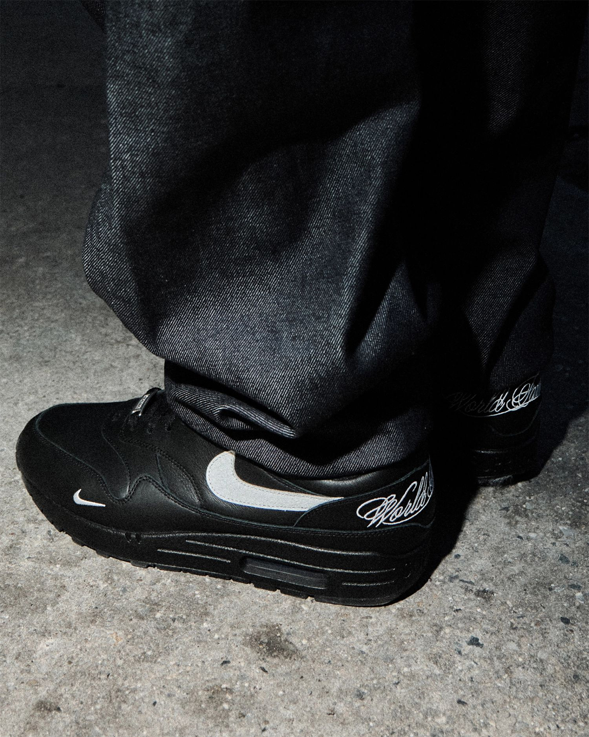 Supreme Air Max 1 Release Date 3