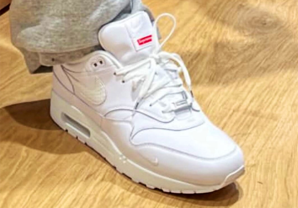 First Look At The Supreme x Nike Air Max 1 “White”