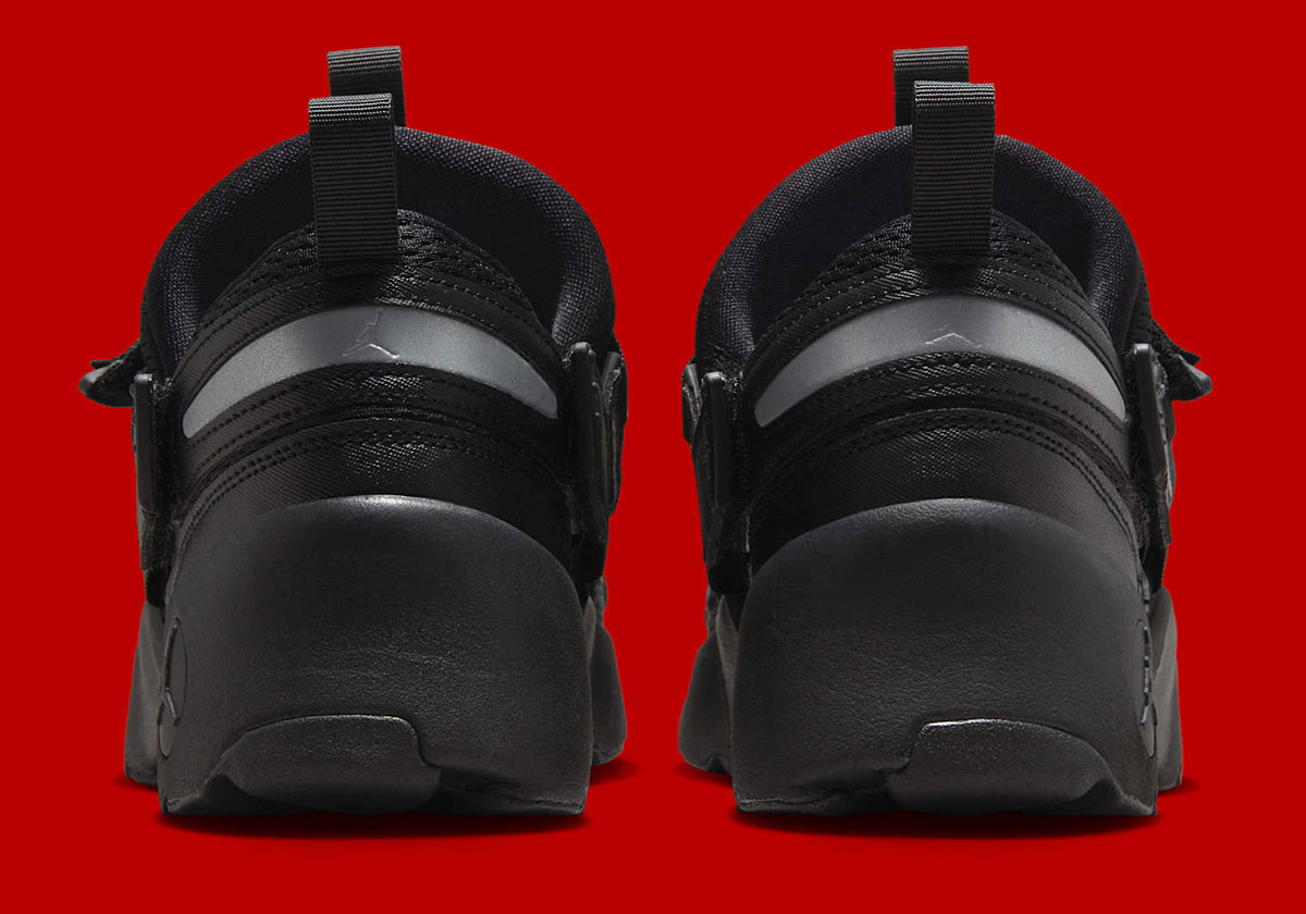 Jordan Trunner Lx Black Hq2164 001 3