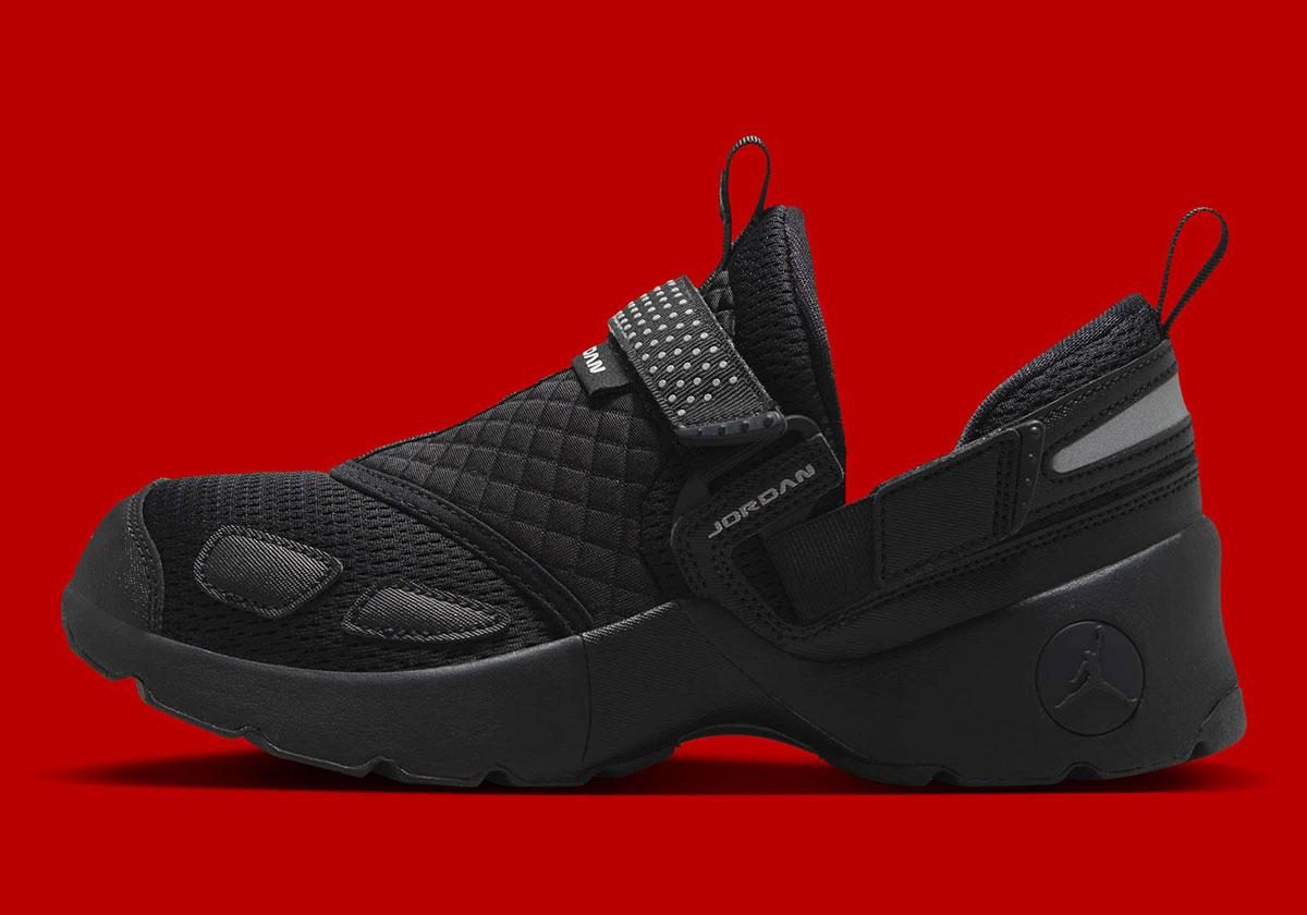 Jordan Trunner Lx Black Hq2164 001 8