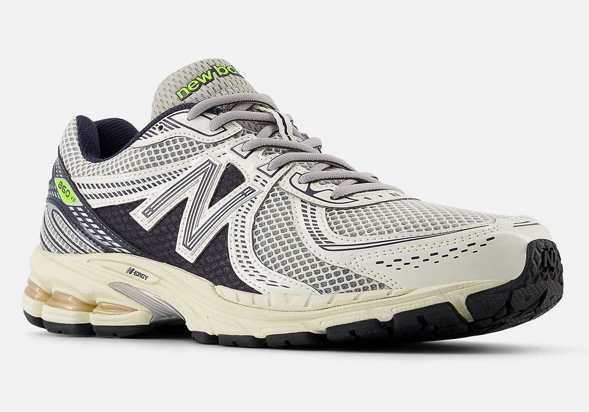 The New Balance 860v2 Gets Pre-Aged For Summer 2025