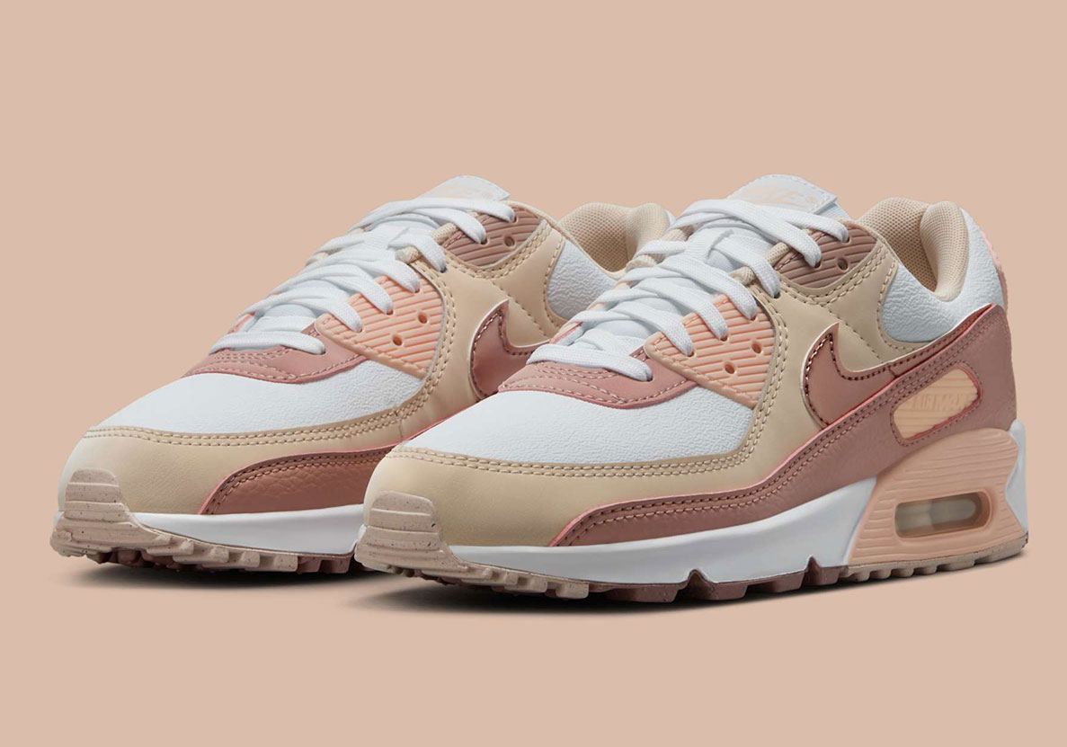Makeup Kit Colors Land On This Nike Air Max 90 For Women