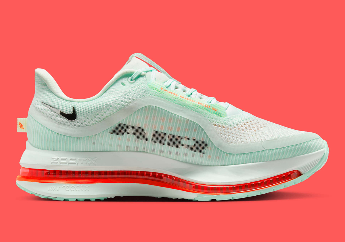 Nike Pegasus Premium Barely Green Bright Crimson Mint Foam Hq2592 301 6