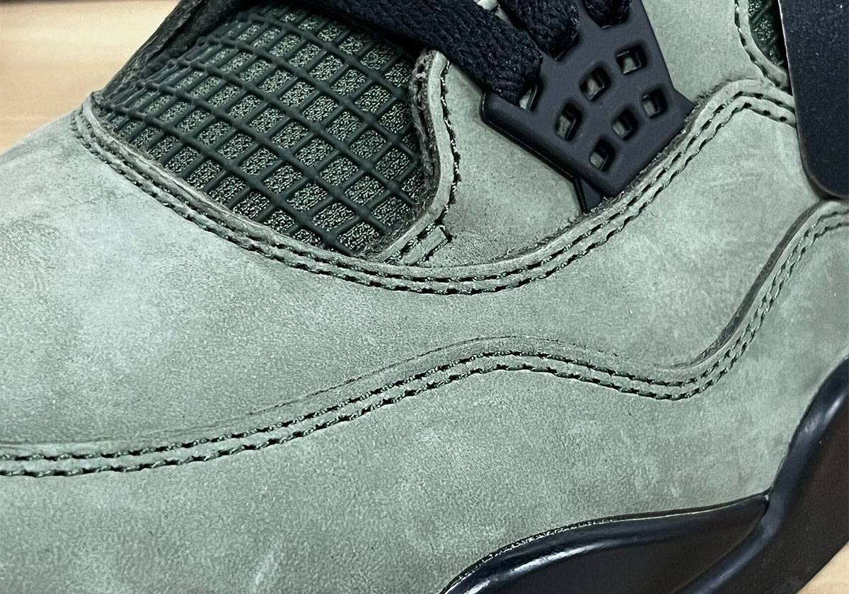 Undefeated Jordan 4s 4