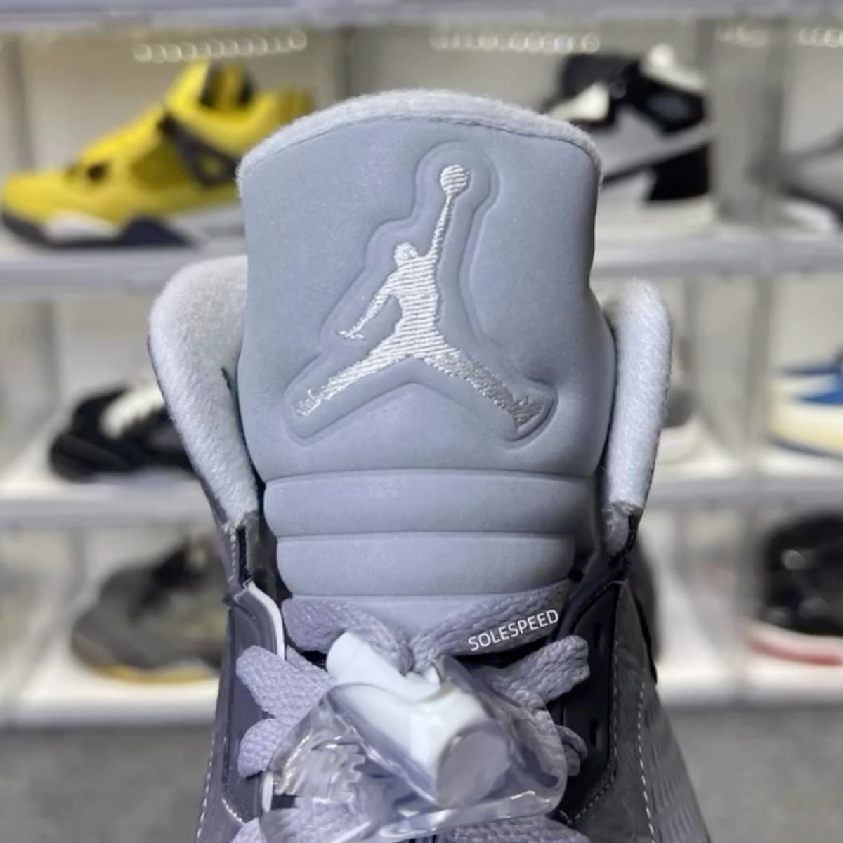 Air Jordan 5 Wolf Grey 2026 4