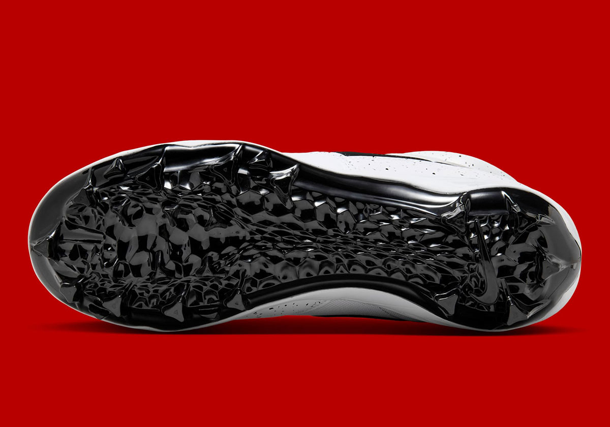 Jordan Stadium 90 Football Cleats Hq0210 100 4