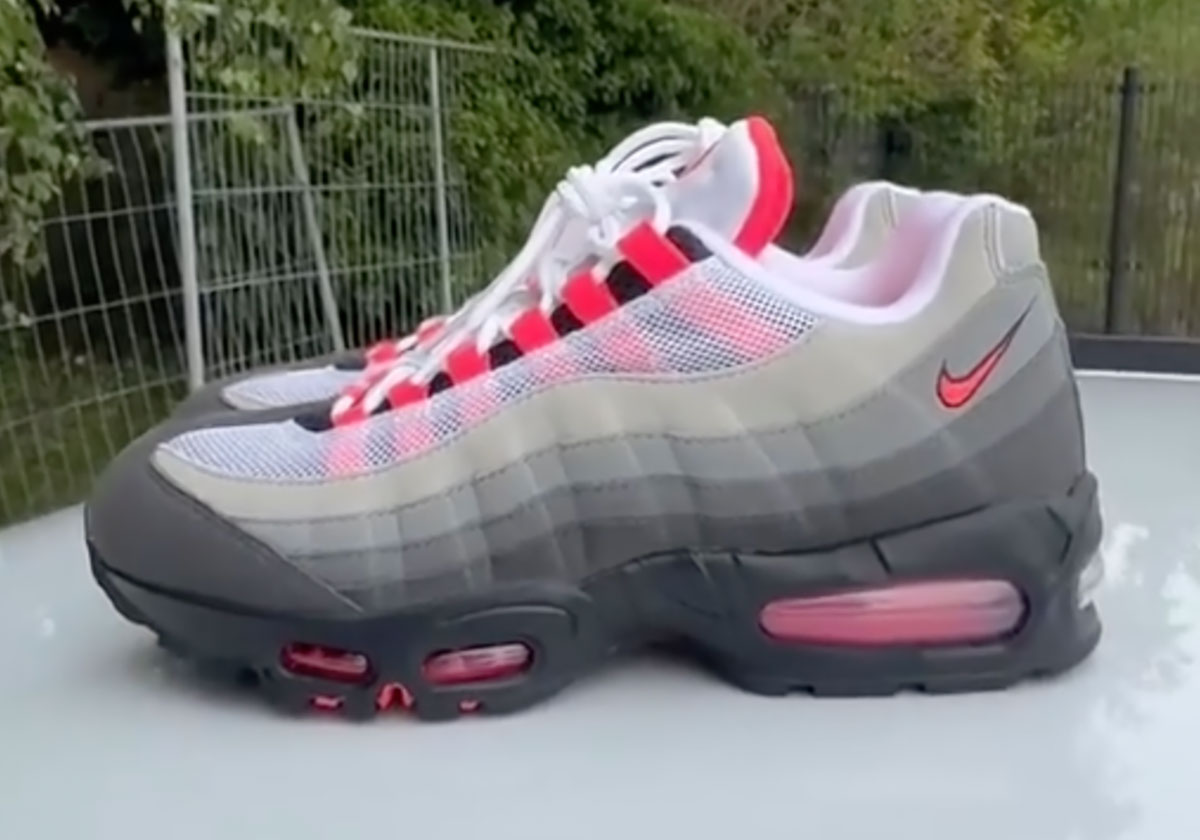 First Look At The Nike Air Max 95 OG “Solar Red”