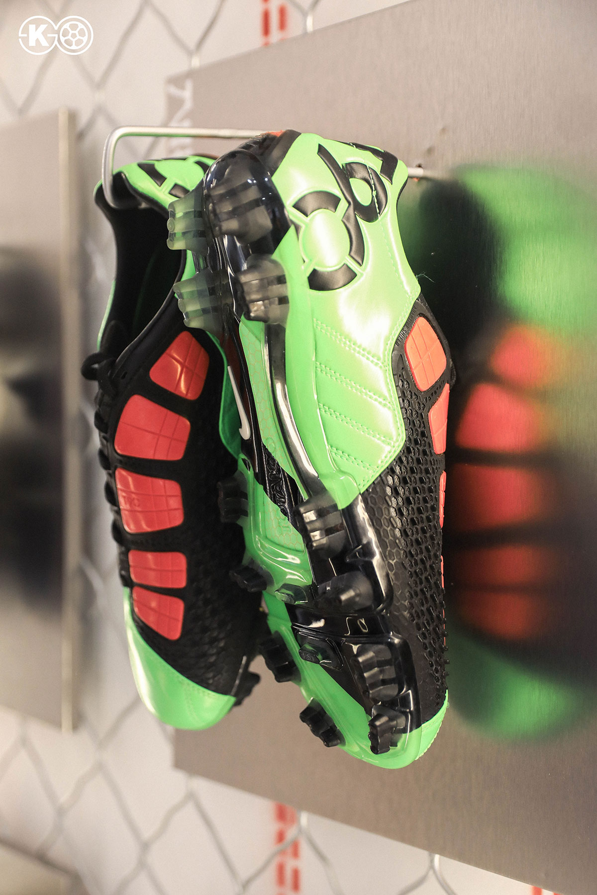 Nike Football Anar Fc Total 90 Product Distplay 4
