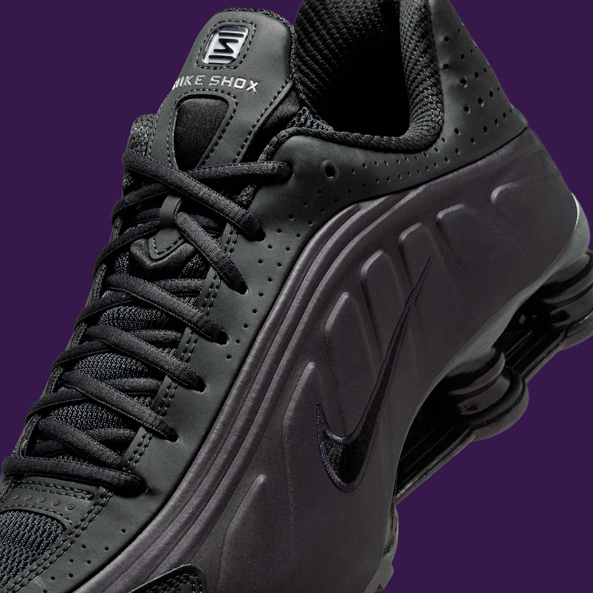 Nike Shox R4 Cave Purple Off Noir Black Metallic Silver Hq1988 500 3