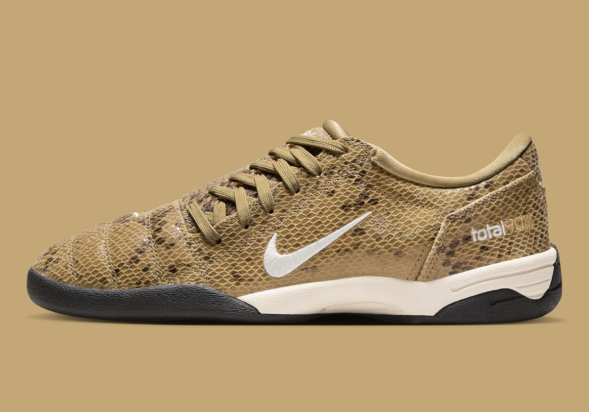 Nike Total 90 Gold Snakeskin Ib4204 200 8