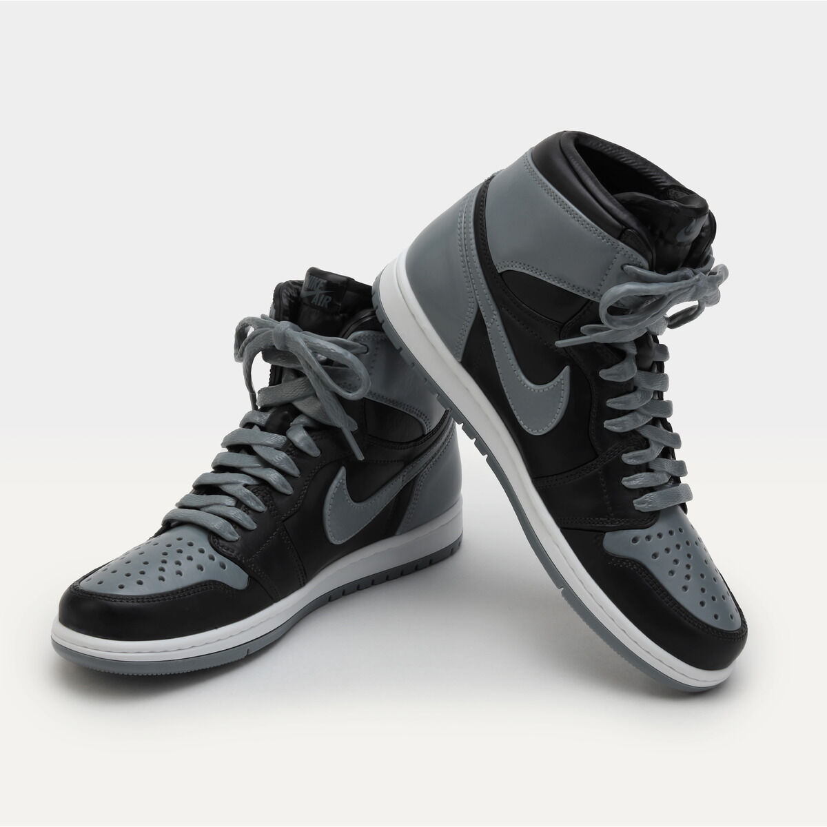Bandai Namco Air Jordan 1 85 Shadow Model Kit 16