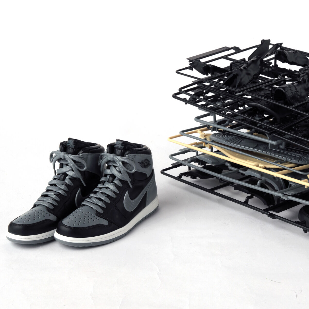 Bandai Namco Air Jordan 1 85 Shadow Model Kit 20