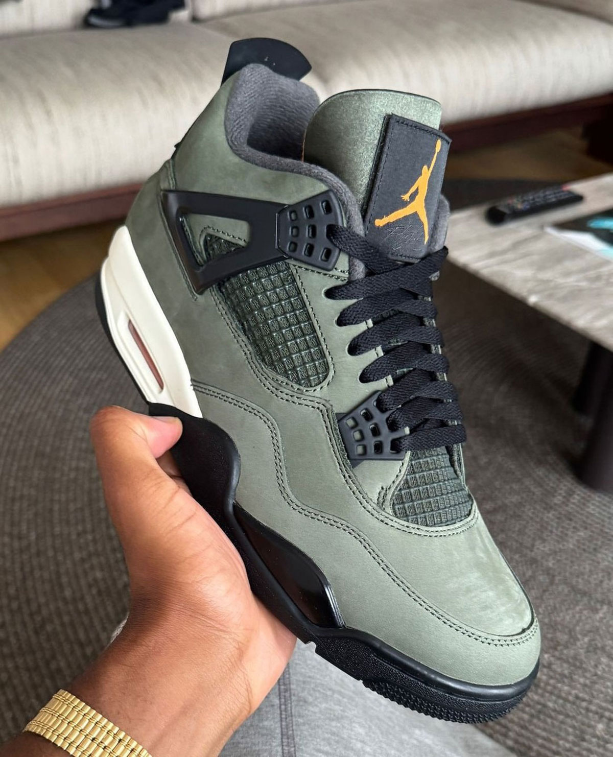 Jordan 4 Undefeateds