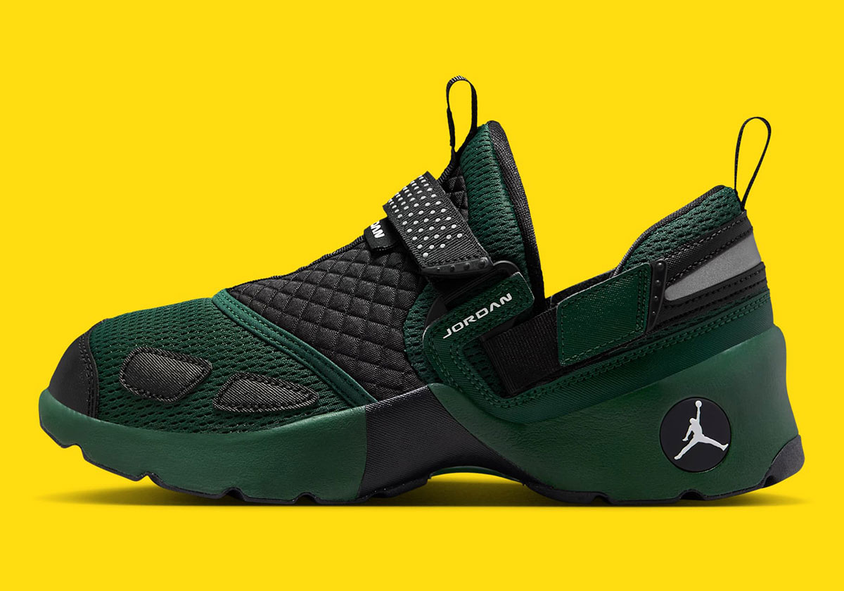 Jordan Trunner Lx Green Black Hq2164 300 8