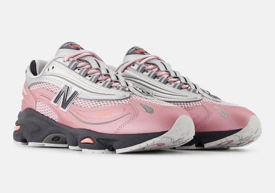 The New Balance 1000 Shimmers In “Metallic Pink”