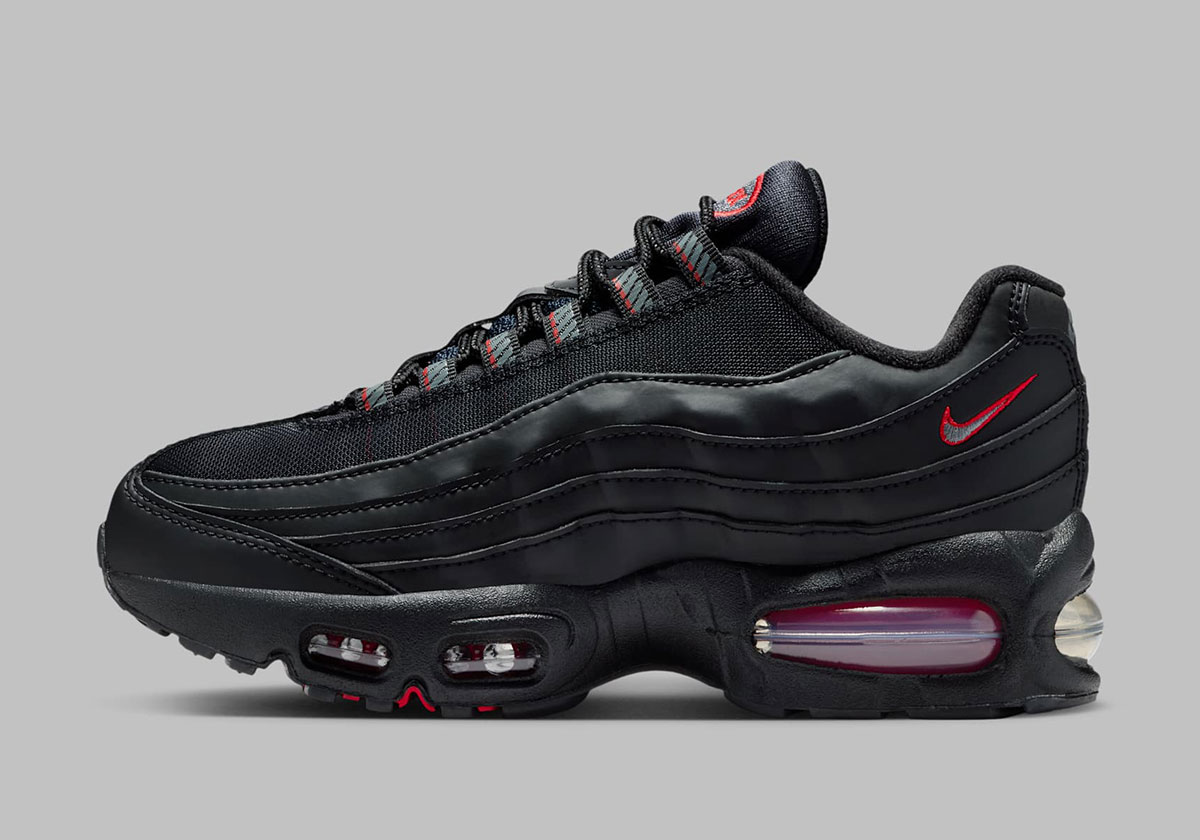 Nike Air Max 95 Og Racing Pack Black Smoke Grey University Red Ii4130 011 7