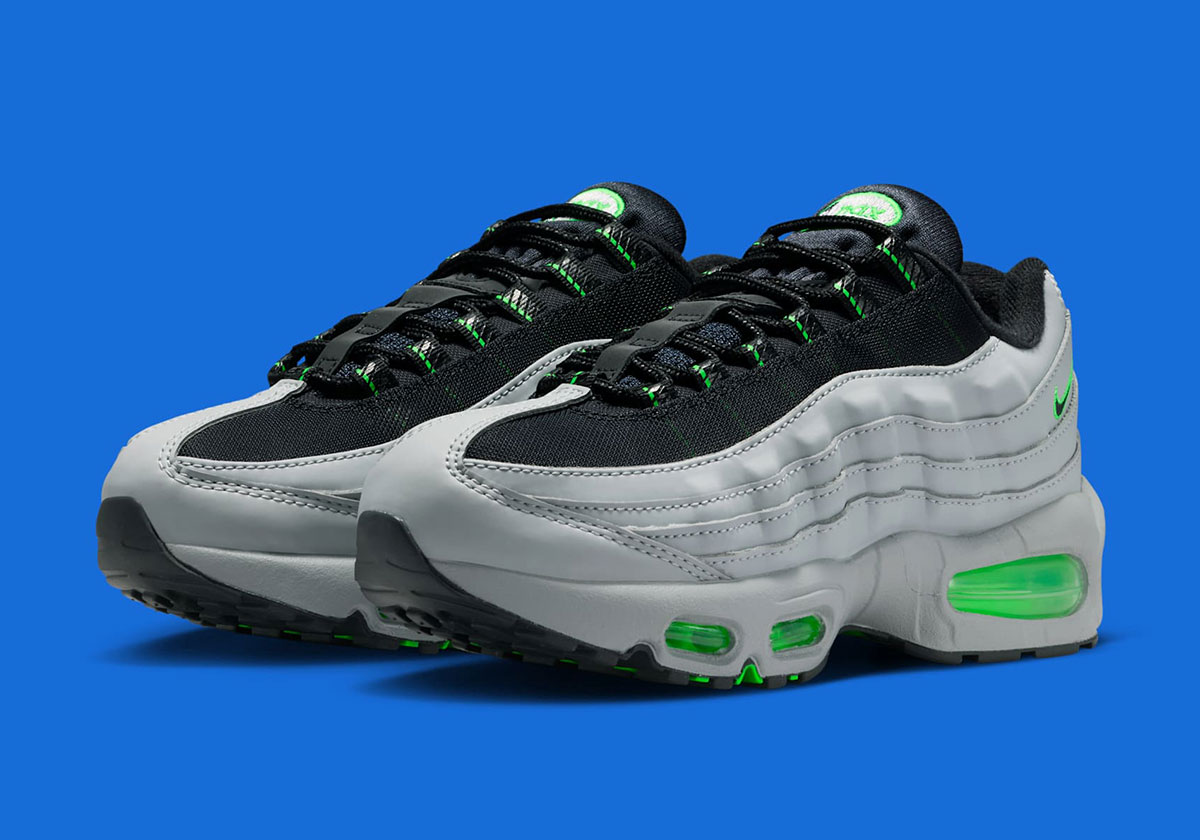 Nike Air Max 95 Og Racing Pack Light Smoke Grey Black Green Strike White Ii4130 012 9