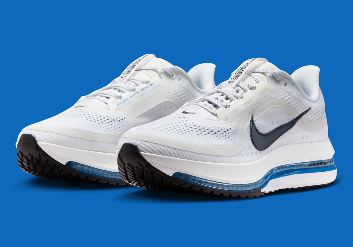 The Nike Pegasus Premium Snaps "Photo Blue" Cushioning