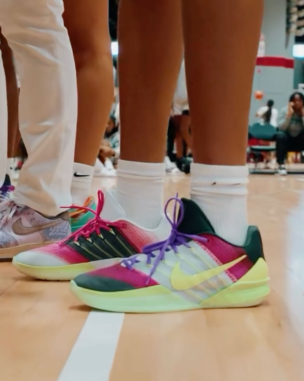 Nike Sabrina 3 Peach Jam 1