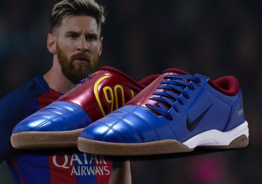 FC Barcelona Colors Land On The Nike Total 90 III