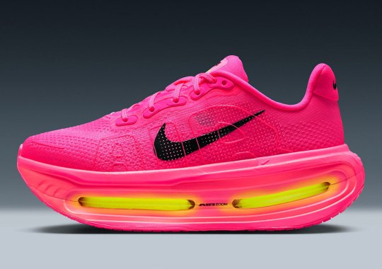 First Look At The Nike Vomero Premium “Hyper Pink”