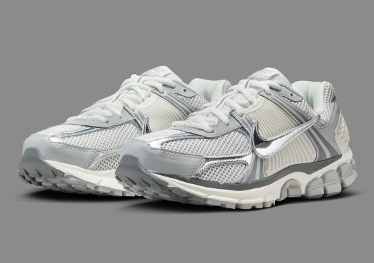 “Metallic Silver” Stays In The Spotlight With The Nike Zoom Vomero 5
