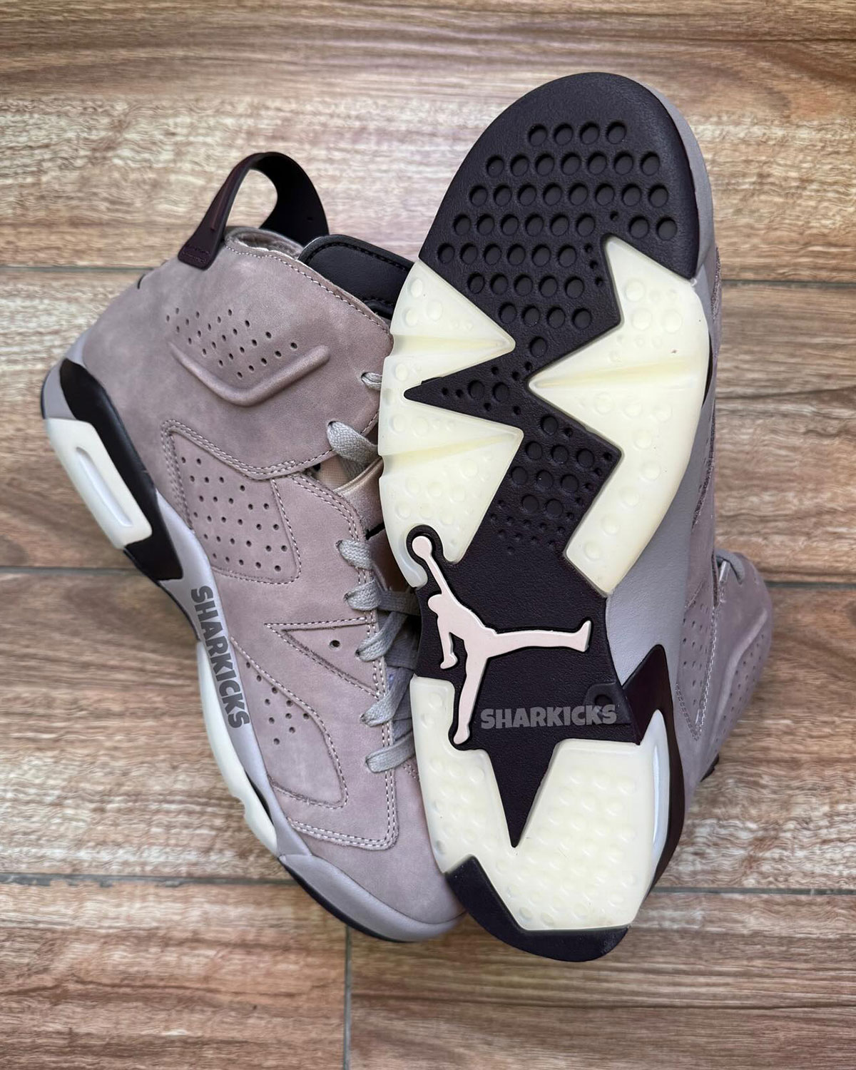 A Ma Maniere Air Jordan 6 If3103 200 3