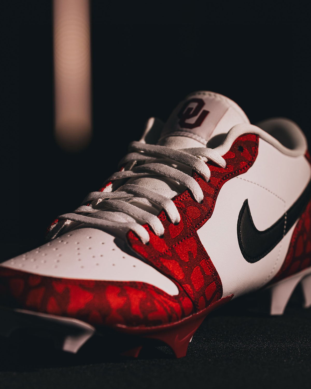 Air Jordan 1 Low Cleats Oklahoma Sooners Pe 2025 1